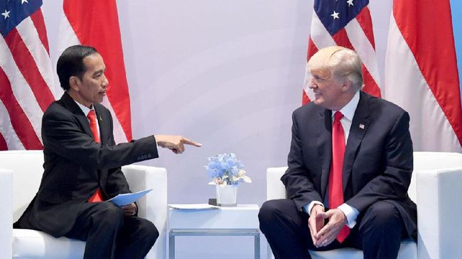 Jokowi Tuding Perang Dagang 'Biang Kerok' Rupiah Melemah