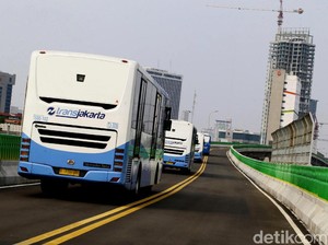 Jalur Langit Kembali Normal Usai Bus TransJ Sempat Mogok Bikin Macet