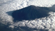 tempat wisata di kaki gunung slamet CNN Indonesia Berita Terbaru Terkini Indonesia Dunia