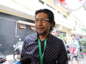 Suasana Rumah Duka Keluarga Ammar Zoni