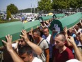 Ribuan Orang Napak Tilas Peringati Pembantaian Srebrenica