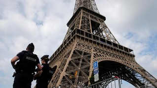 Aksi Kepahlawanan Imigran Mali Selamatkan Balita di Paris