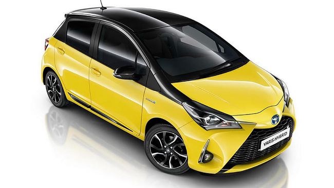 Bumblebee Rasa Toyota Berkeliaran di Jalan Raya Bumblebee Rasa Toyota Berkeliaran di Jalan Raya