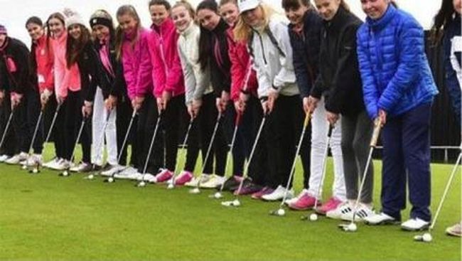 Gaet Sosialita Singapura Via Ladies Open Golf Batam