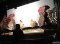 Musisi Muda Main Musik Keroncong di Solo Keroncong Festival
