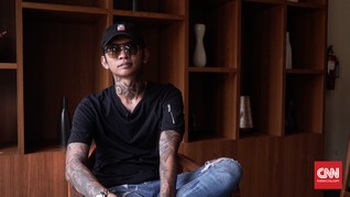 Mengintip Mobil Mewah Pertama Young Lex
