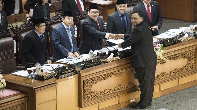 PDIP dan Hanura Sebut PAN Keluar dari Koalisi Pemerintah