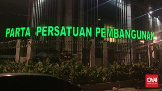 PPP Sebut 'Crosshijaber' Kelainan dalam Praktik Keagamaan