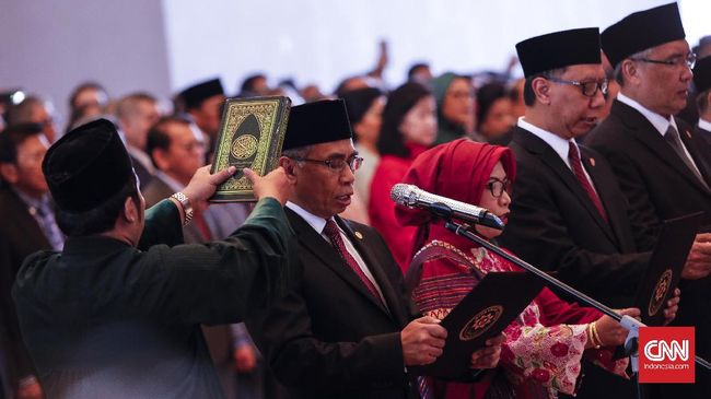 Bank Wajib Syariah di Aceh, OJK Minta Masyarakat Tenang