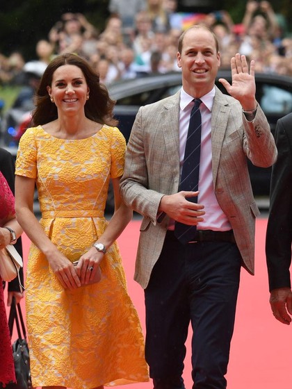 Kate Middleton Tiru Gaya Busana Ivanka Trump Saat Tur ke Jerman? Kate Middleton Tiru Gaya Busana Ivanka Trump Saat Tur ke Jerman?