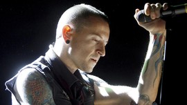 Lagu Chester Bennington dengan Gitaris Lamb Of God Rilis