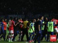Ricuh di GBLA, Persija Ajukan Protes ke LIB dan PSSI
