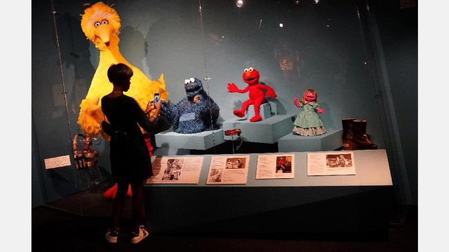 Taman Bermain 'Sesame Street' Rangkul Anak dengan Autisme