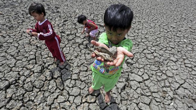 Krisis Air Anak Anak Cimahi Tak Mandi Sebelum Pergi Sekolah