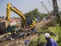 Penertiban Aset Rumah Milik PT KAI di Surabaya Berujung Ricuh