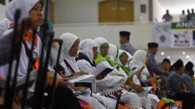 Kemenag Tunggu Keputusan Resmi Saudi soal Penyelenggaran Haji - CNN Indonesia