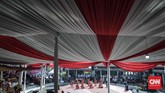 Grup Marawis assidiqiyah tampill di panggung utama 'Lebaran Betawi' di Setu Babakan, Jakarta. Gelaran lebaran Betawi 2017 dipusatkan Pemprov DKI Jakarta di Setu Babakan pada 29 dan 30 Juli 2017. (CNNIndonesia/Adhi Wicaksono)