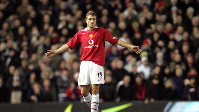 Vidic dan Ferdinand Membuat MU Lemah di Lini Belakang