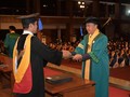 Lulus S2, Menpora Nazar Cium Istri