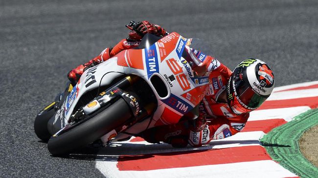 Lorenzo Tak Sepakat dengan Klaim Valentino Rossi