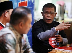 Masinton: Yang Membumi Hanya Mahfud, yang Lain Abstrak