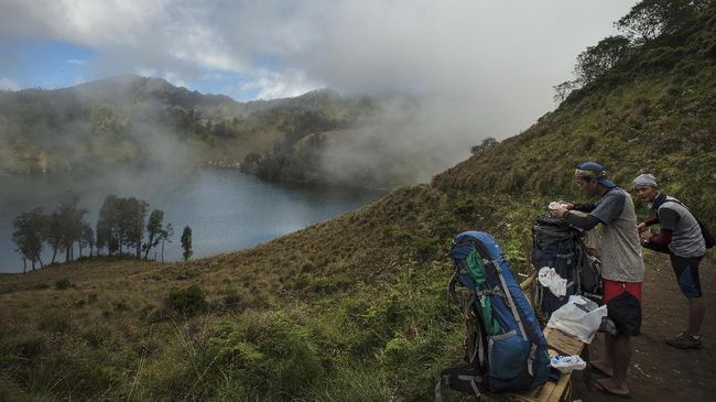 Jadwal Tutup Pendakian Semeru Saat Hari Raya Karo