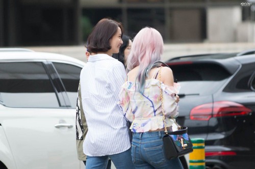 Potong Rambut Pendek, Yoona SNSD Tuai Pro dan Kontra Penggemar Potong Rambut Pendek, Yoona SNSD Tuai Pro dan Kontra Penggemar