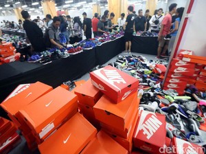 Terungkap Alasan Pabrik Sepatu Nike cs Cabut dari Tangerang