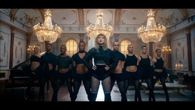 Taylor Swift Pecahkan Rekor Video Adele dan Psy dalam Sehari