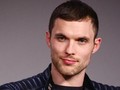 Ed Skrein Bergabung dengan Angelina Jolie di 'Maleficent 2'