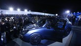 Kabin penumpang dibuat luas serta bagasi yang bisa menampung 15 persen bawaan lebih banyak. Sedangkan fitur parkir juga telah dilengkapi dengan kamera serta sistem InnoDrive besutan Porsche. (REUTERS/Michaela Rehle)