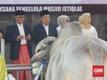 Istiqlal Bagikan 5 Ribu Kantung Daging Kurban