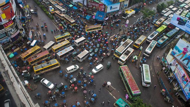 Bangladesh Rusuh Setelah Mantan PM Dijatuhi Hukuman Penjara