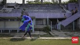 Seiring dengan kondisi sepa kbola Tangerang yang menurun secara prestasi, kondisi bangunan Stadion Benteng juga makin mengkhawatirkan. (CNN Indnesia/Adhi Wicaksono)
