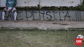 Saat ini para pemain dan pendukung Persita Tangerang tengah menunggu pembangunan Stadion baru di Dasana Indah, Kelurahan Bojong Nangka, Kecamatan Kelapa Dua, ditargetkan beroperasi pada Desember 2018. (CNN Indonesia/Adhi Wicaksono)