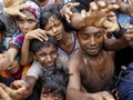 Bangladesh Klaim Rohingya Sudi Pindah ke Pulau Penampungan
