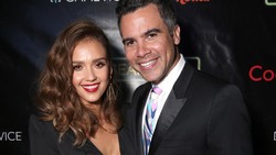 Jessica Alba Bercerai Setelah 17 Tahun Menikah, Terungkap Alasannya