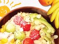 Meracik Segarnya Es Teler Smoothies Bowl