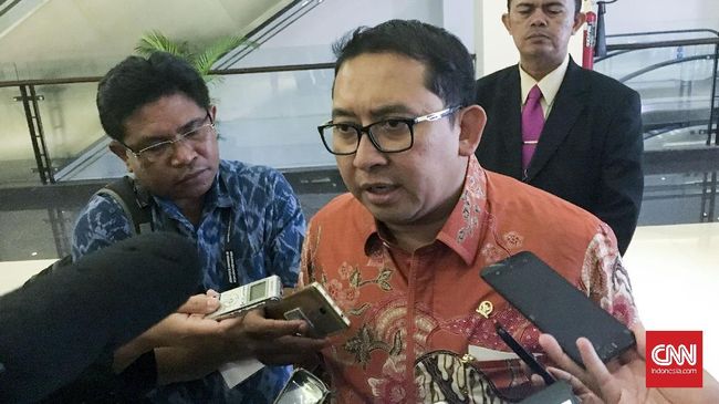 Fadli Zon Minta Pengungsi Rohingya Dinaturalisasi