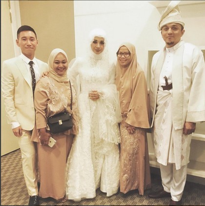 Resmi Menikah, Laudya Cynthia Bella Pakai Gaun Pengantin Rancangan Biyan Resmi Menikah, Laudya Cynthia Bella Pakai Gaun Pengantin Rancangan Biyan