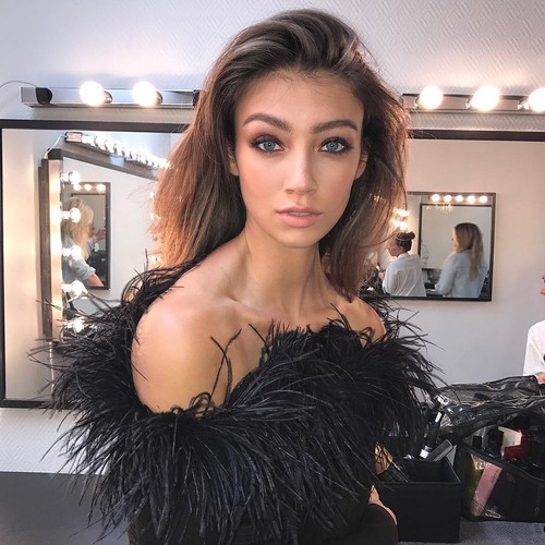 Ini Lorena Rae, Model Cantik yang Digosipkan Pacari Leonardo DiCaprio Ini Lorena Rae, Model Cantik yang Digosipkan Pacari Leonardo DiCaprio