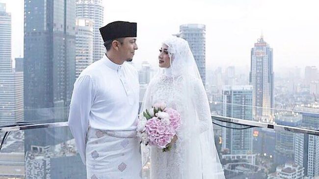 Bak Princess Saat Menikah Ini Inspirasi Gaun  Pengantin  