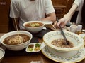 VIDEO: Mencicipi Mi Kuah Daging Termahal di Dunia
