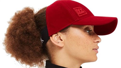 Beyonce Rilis Topi Unik Untuk Si Rambut Keriting Langsung beyonce rilis topi unik untuk si rambut keriting langsung