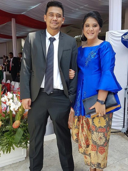 Melihat Romantisnya Foto Prewedding Kahiyang di Pantai Nusa Penida Bali Melihat Romantisnya Foto Prewedding Kahiyang di Pantai Nusa Penida Bali