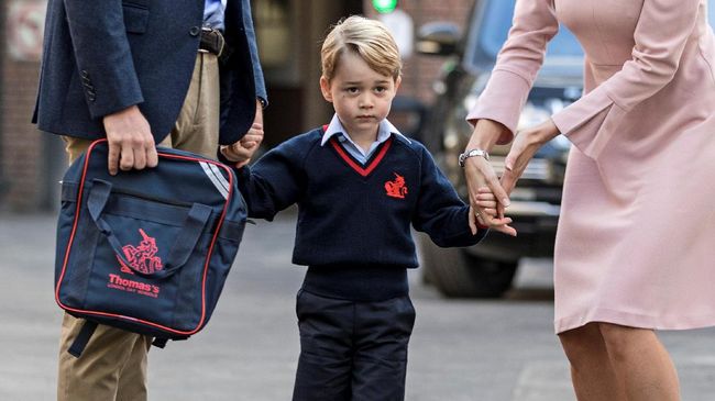 Pangeran George Tak Sadar Harus Sekolah Tiap Hari