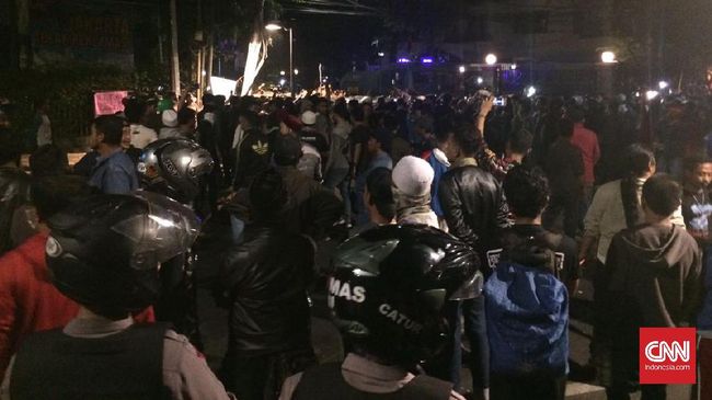 Rahmat Himran Bertemu Kivlan Zen Sebelum Aksi Kepung LBH
