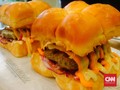 Menyelami Gurihnya Surga Keju Leleh dan Roti Panggang