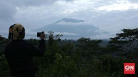 PVMBG Evaluasi Status Awas Gunung Agung