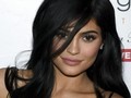 Kylie Jenner Jual Saham Perusahaan Kosmetik US$600 Juta